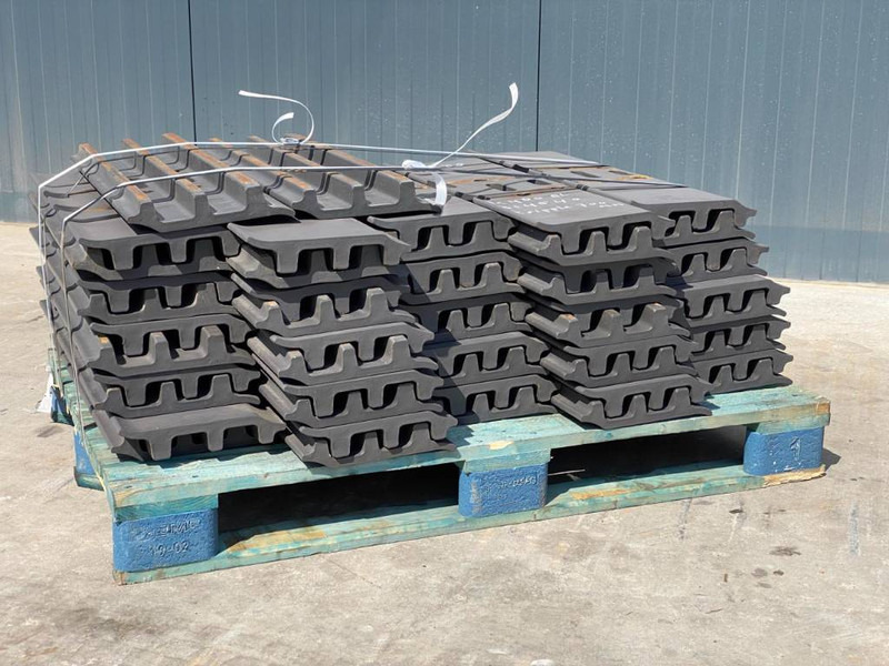 Volvo EC480 Shoes/Pads - إطار/ شاسيه - آلات البناء: صورة 3 Volvo EC480 Shoes/Pads - إطار/ شاسيه - آلات البناء: صورة 3