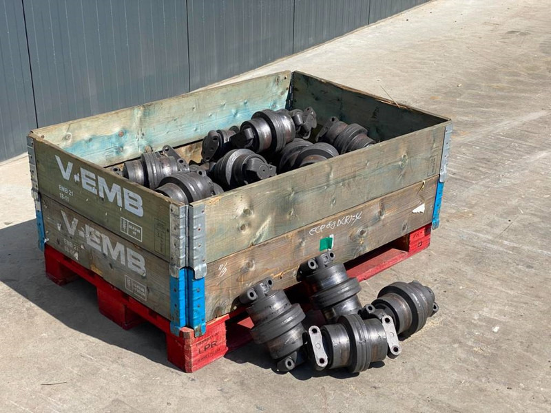 Volvo ECR88 Bottom Rollers - إطار/ شاسيه - آلات البناء: صورة 2 Volvo ECR88 Bottom Rollers - إطار/ شاسيه - آلات البناء: صورة 2