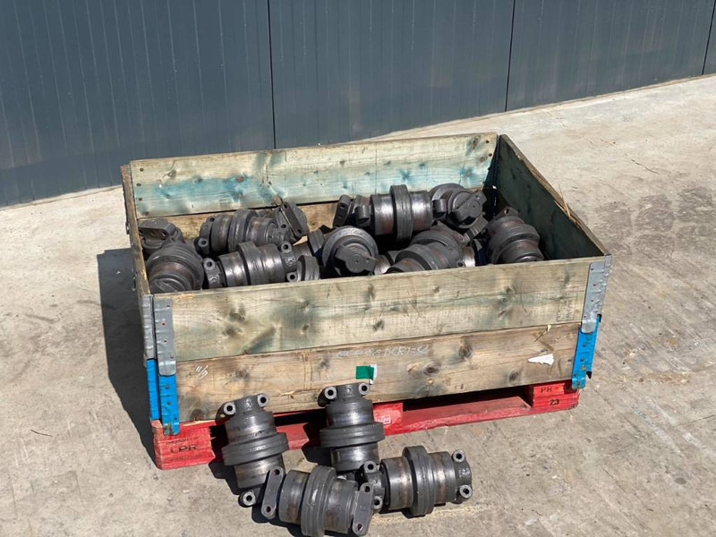 Volvo ECR88 Bottom Rollers - إطار/ شاسيه - آلات البناء: صورة 3 Volvo ECR88 Bottom Rollers - إطار/ شاسيه - آلات البناء: صورة 3