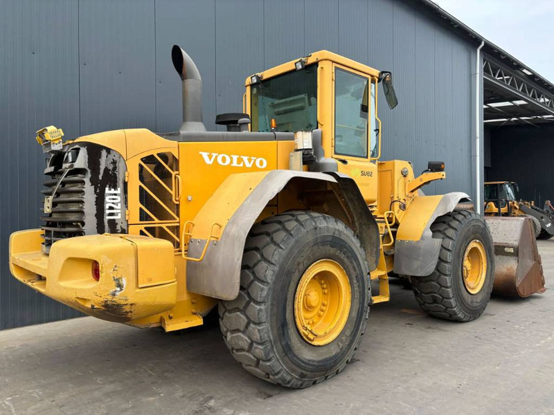 Volvo L120E - اللودر بعجل: صورة 4 Volvo L120E - اللودر بعجل: صورة 4