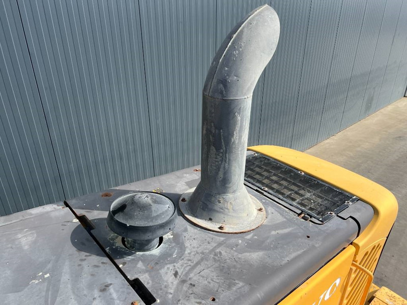 Volvo L60E - اللودر بعجل: صورة 5 Volvo L60E - اللودر بعجل: صورة 5