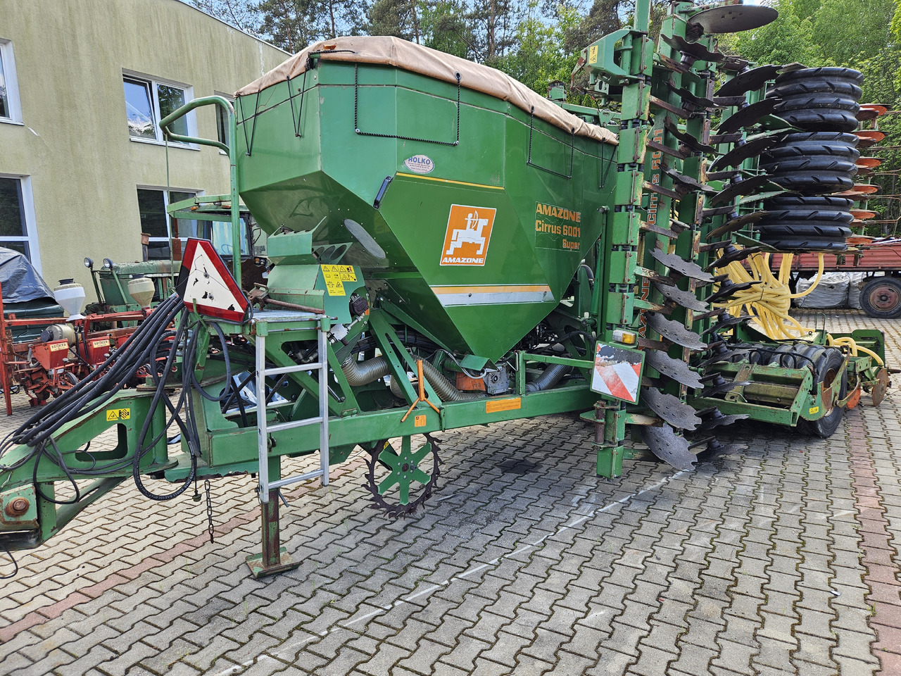 Amazone Cirrus 6001 Super - آلة البذار متعددة الوظائف: صورة 1 Amazone Cirrus 6001 Super - آلة البذار متعددة الوظائف: صورة 1