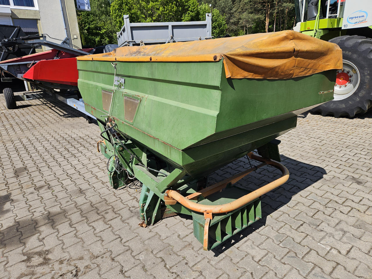 Amazone - حاقن الطين: صورة 4 Amazone - حاقن الطين: صورة 4