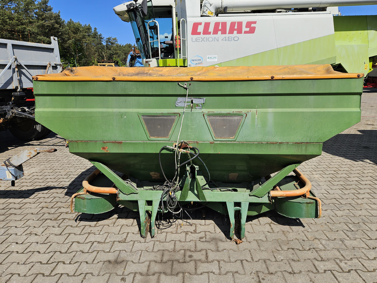 Amazone - حاقن الطين: صورة 1 Amazone - حاقن الطين: صورة 1