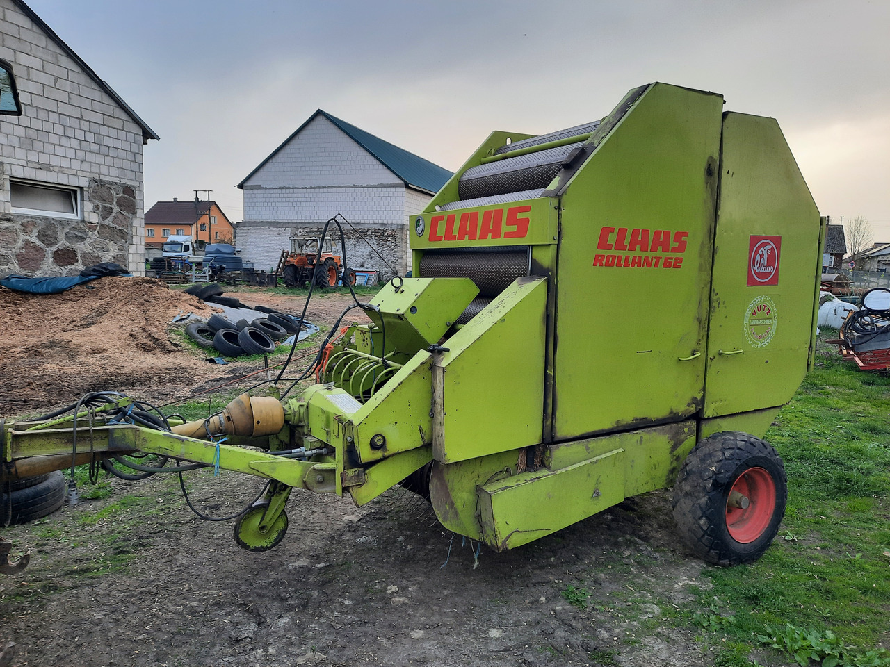 CLAAS ROLLANT 62 - مكنة: صورة 1 CLAAS ROLLANT 62 - مكنة: صورة 1