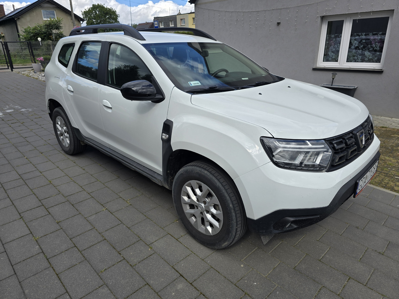 DACIA DUSTER 1.0 + LPG - سيارة: صورة 3 DACIA DUSTER 1.0 + LPG - سيارة: صورة 3
