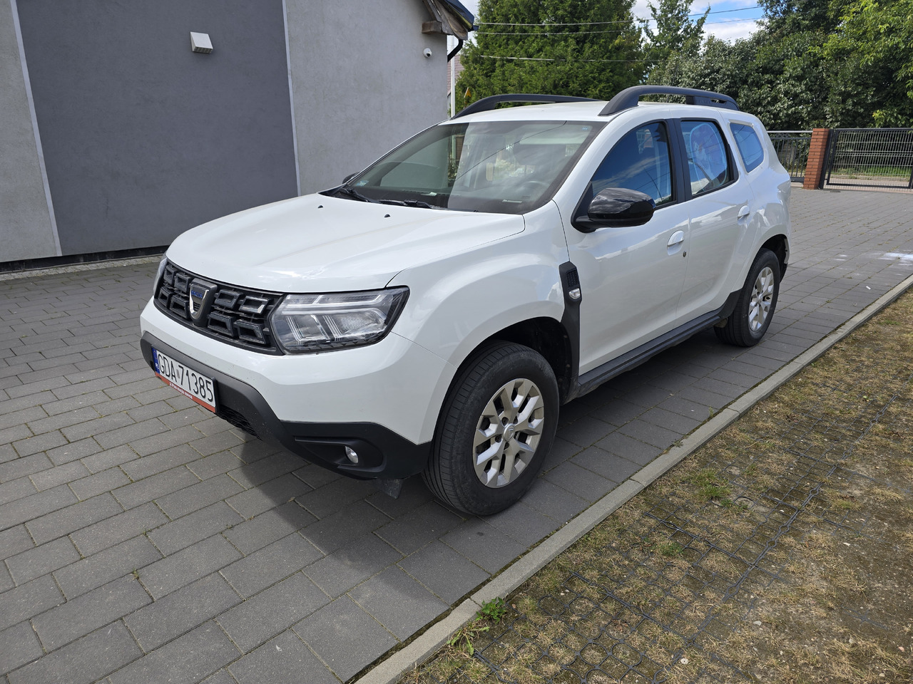 DACIA DUSTER 1.0 + LPG - سيارة: صورة 4 DACIA DUSTER 1.0 + LPG - سيارة: صورة 4