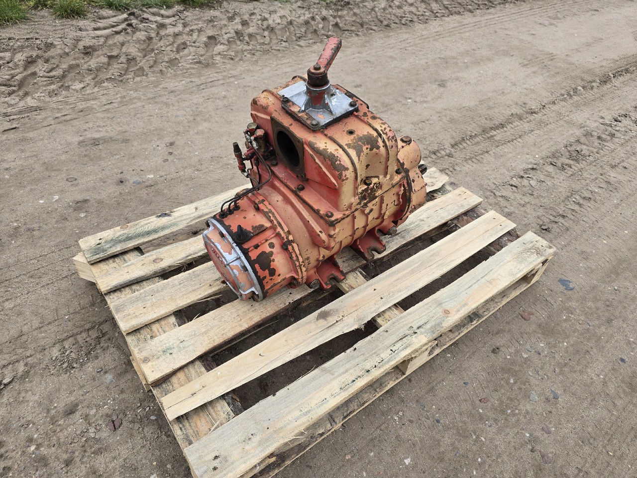 JUROP PNE 102 M  (A 60 M) - صهريج السماد السائل: صورة 2 JUROP PNE 102 M  (A 60 M) - صهريج السماد السائل: صورة 2