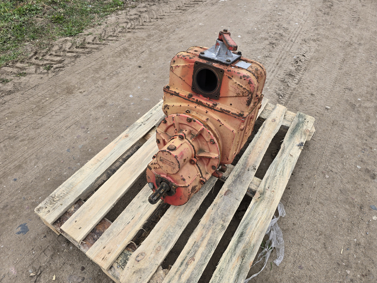 JUROP PNE 102 M  (A 60 M) - صهريج السماد السائل: صورة 5 JUROP PNE 102 M  (A 60 M) - صهريج السماد السائل: صورة 5