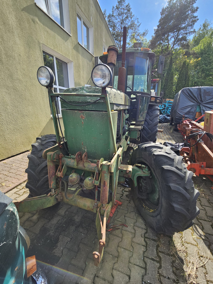John Deere 4230 - جرار: صورة 4 John Deere 4230 - جرار: صورة 4