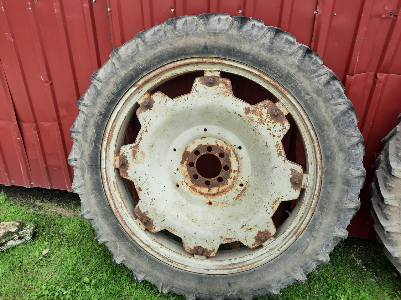 KLEBER Super 3 11.2 R44 - عجلات - الآلات الزراعية: صورة 3 KLEBER Super 3 11.2 R44 - عجلات - الآلات الزراعية: صورة 3