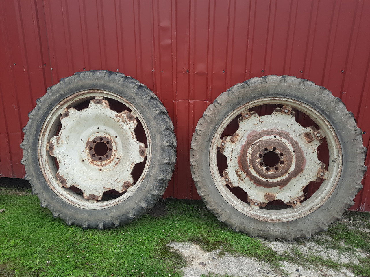 KLEBER Super 3 11.2 R44 - عجلات - الآلات الزراعية: صورة 2 KLEBER Super 3 11.2 R44 - عجلات - الآلات الزراعية: صورة 2