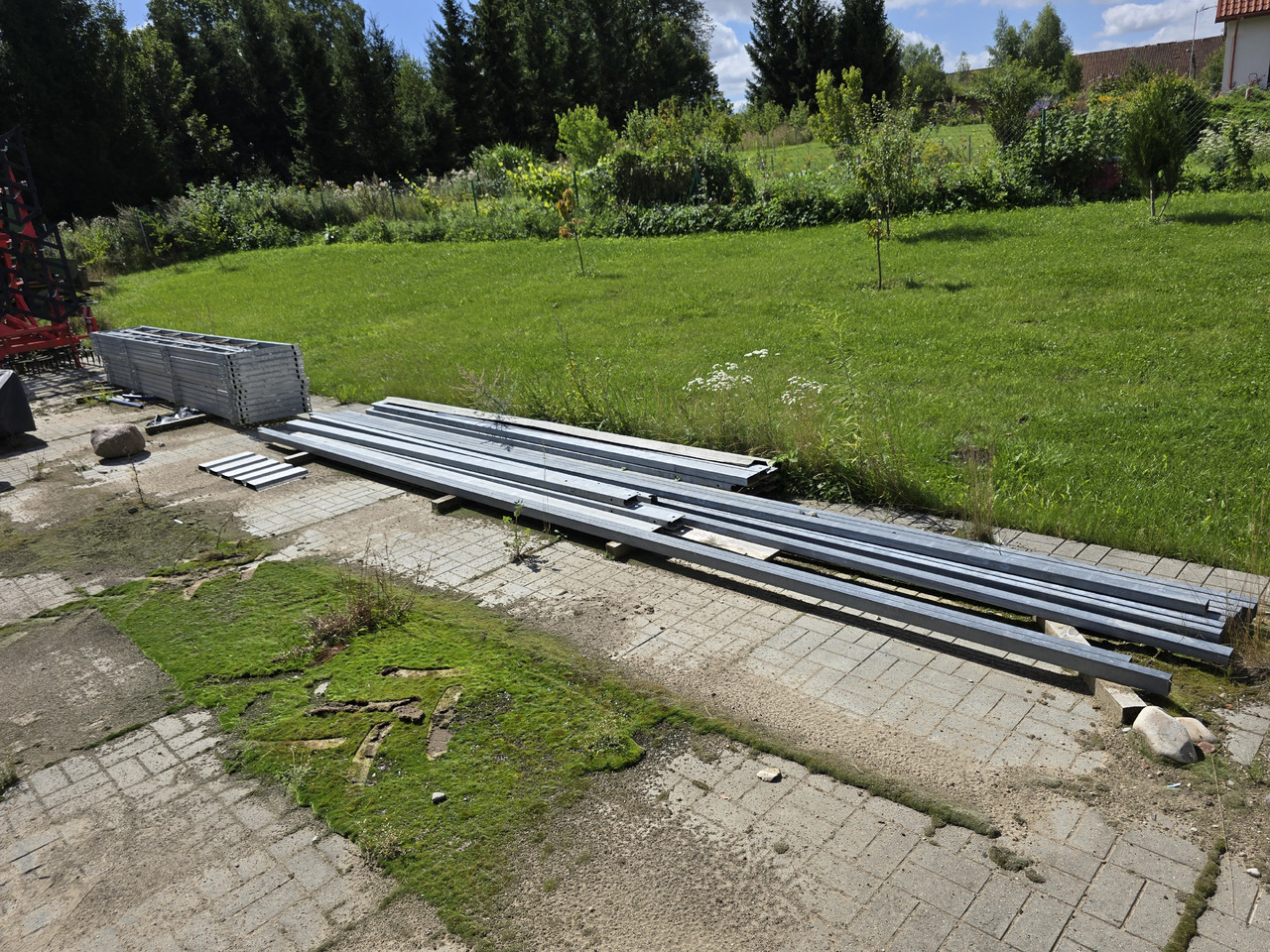 Konstrukcja hali / wiaty stalowej 8 m x 5 m (40 m2) ocynkowana NOWA - معدات البناء: صورة 3 Konstrukcja hali / wiaty stalowej 8 m x 5 m (40 m2) ocynkowana NOWA - معدات البناء: صورة 3