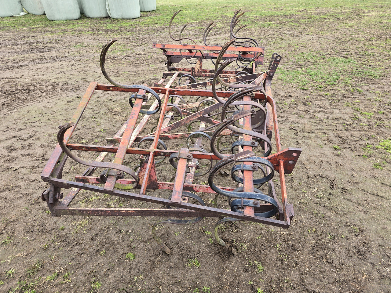 MASSEY-FERGUSON 4-25 MASSEY-FERGUSON 4-25 - المحراث: صورة 4 MASSEY-FERGUSON 4-25 MASSEY-FERGUSON 4-25 - المحراث: صورة 4