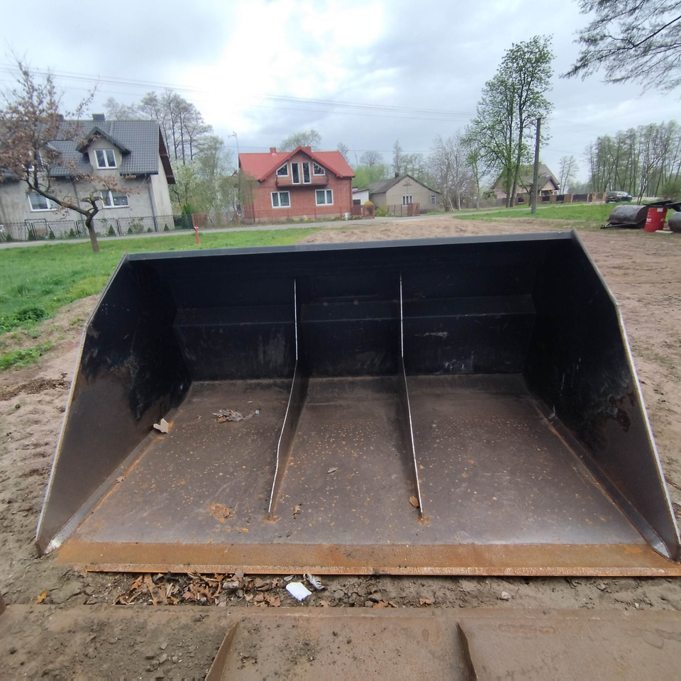 Manitou - بكت شيول: صورة 4 Manitou - بكت شيول: صورة 4