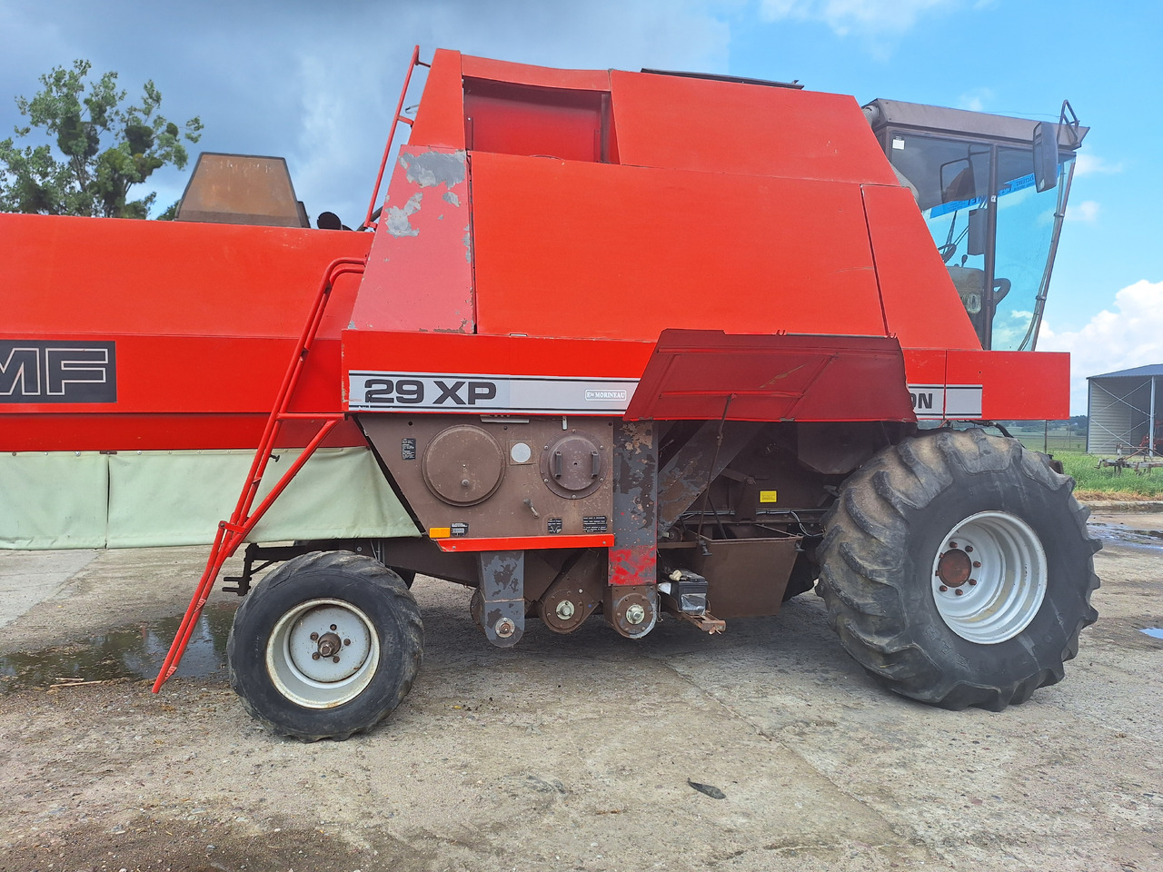 Massey Ferguson 29XP - حصادة موحَّدة: صورة 2 Massey Ferguson 29XP - حصادة موحَّدة: صورة 2