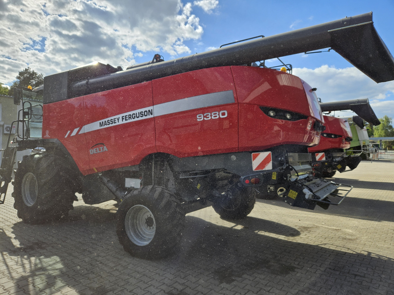 Massey Ferguson Delta 9380 - حصادة موحَّدة: صورة 3 Massey Ferguson Delta 9380 - حصادة موحَّدة: صورة 3