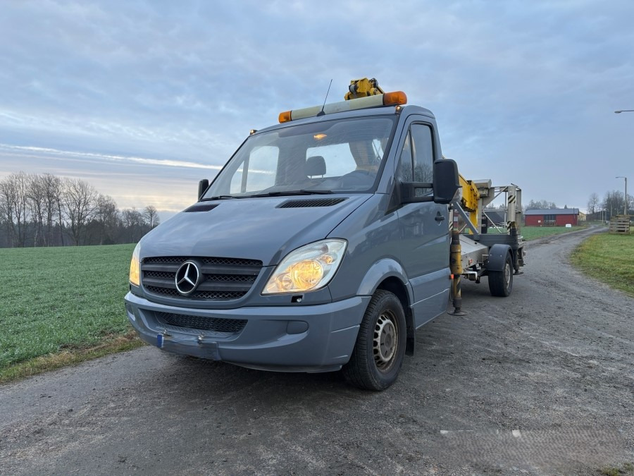 Mercedes Benz Sprinter - منصة تلسكوبية محمولة على شاحنة: صورة 4 Mercedes Benz Sprinter - منصة تلسكوبية محمولة على شاحنة: صورة 4
