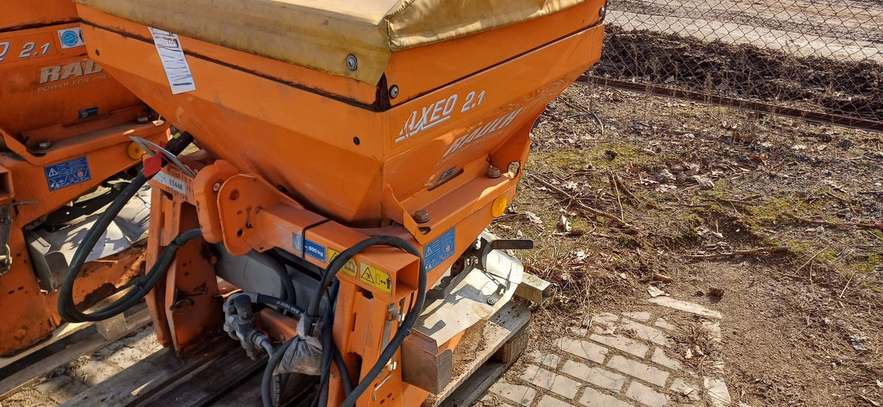 RAUCH AXEO 2.1 - مفرشة الرمل/ الملح: صورة 3 RAUCH AXEO 2.1 - مفرشة الرمل/ الملح: صورة 3