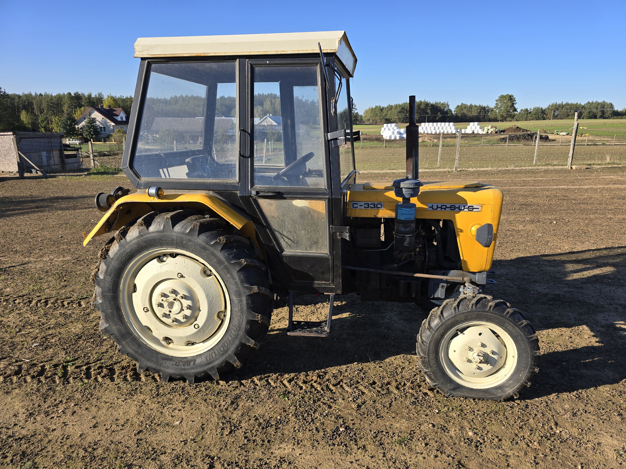 Ursus C-330 - جرار: صورة 2 Ursus C-330 - جرار: صورة 2