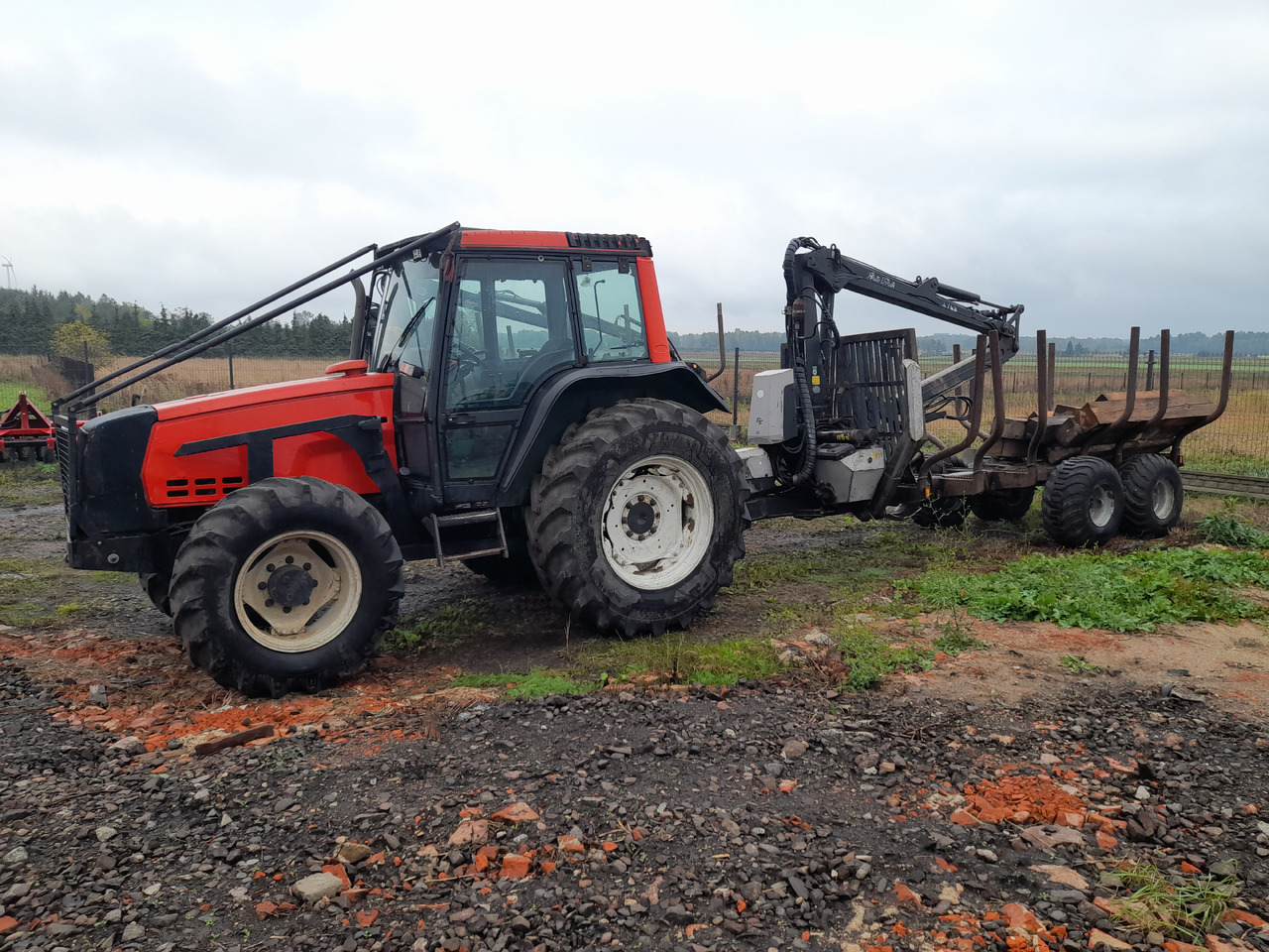 Valtra / Fao Far 6250 / 4768 - جرَّار أعمال الحراجة: صورة 1 Valtra / Fao Far 6250 / 4768 - جرَّار أعمال الحراجة: صورة 1