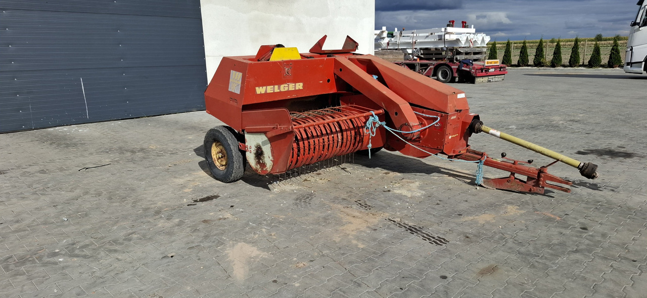 WELGER AP 41 - مكبس البالات المستطيله: صورة 1 WELGER AP 41 - مكبس البالات المستطيله: صورة 1