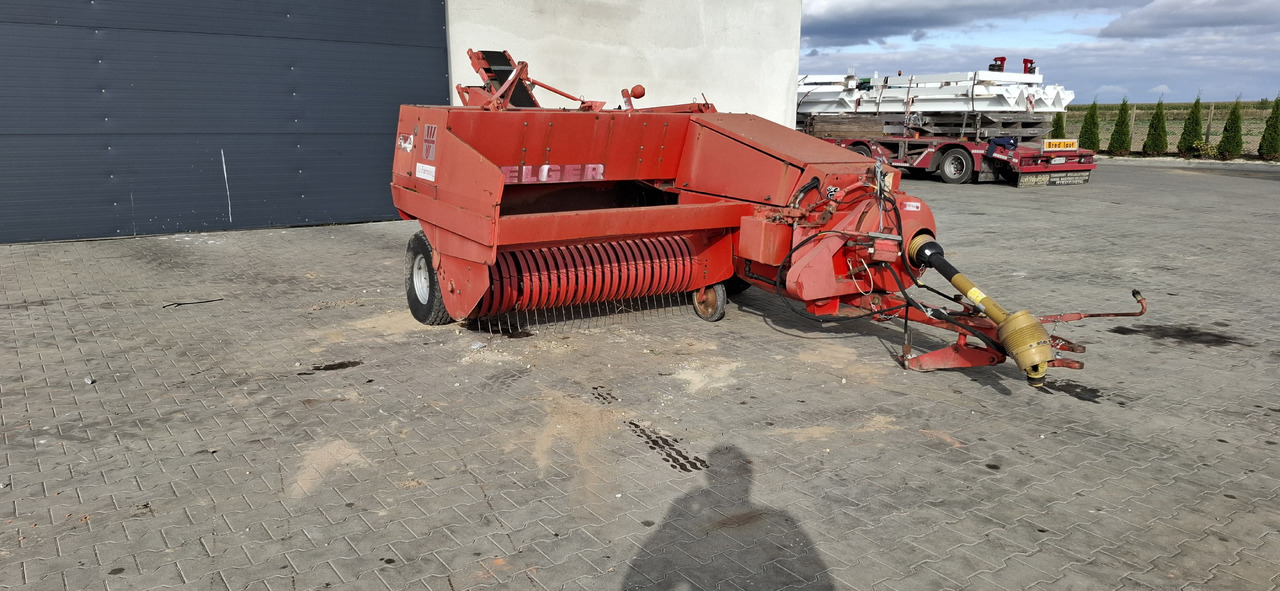 WELGER AP 630 - مكبس البالات المستطيله: صورة 2 WELGER AP 630 - مكبس البالات المستطيله: صورة 2