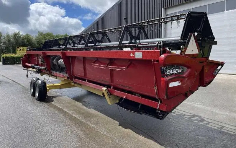 Case-ih 9010 - حصادة موحَّدة: صورة 2 Case-ih 9010 - حصادة موحَّدة: صورة 2