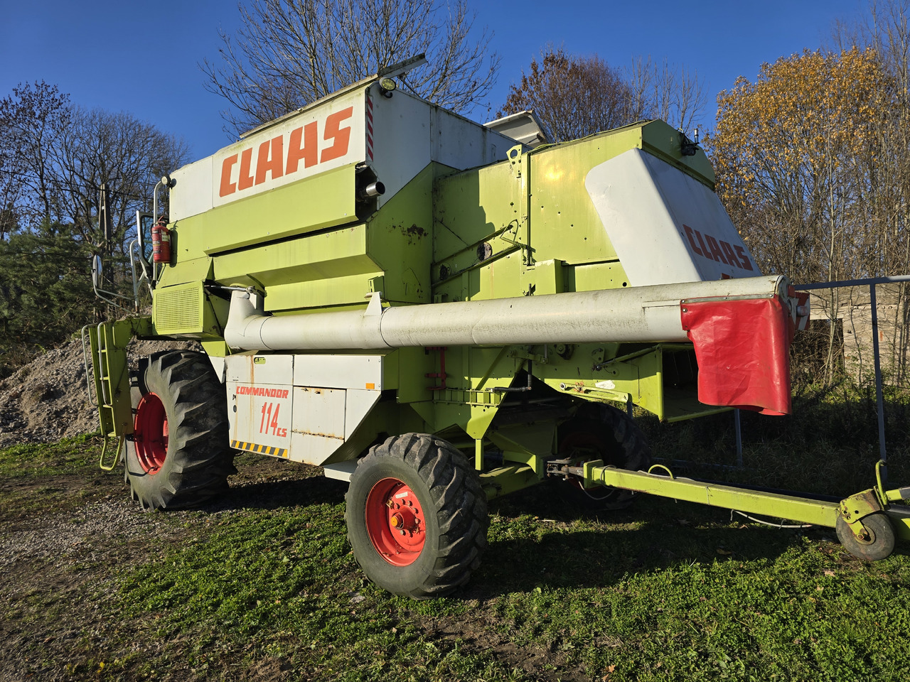 Claas COMMANDOR 114 CS - حصادة موحَّدة: صورة 5 Claas COMMANDOR 114 CS - حصادة موحَّدة: صورة 5