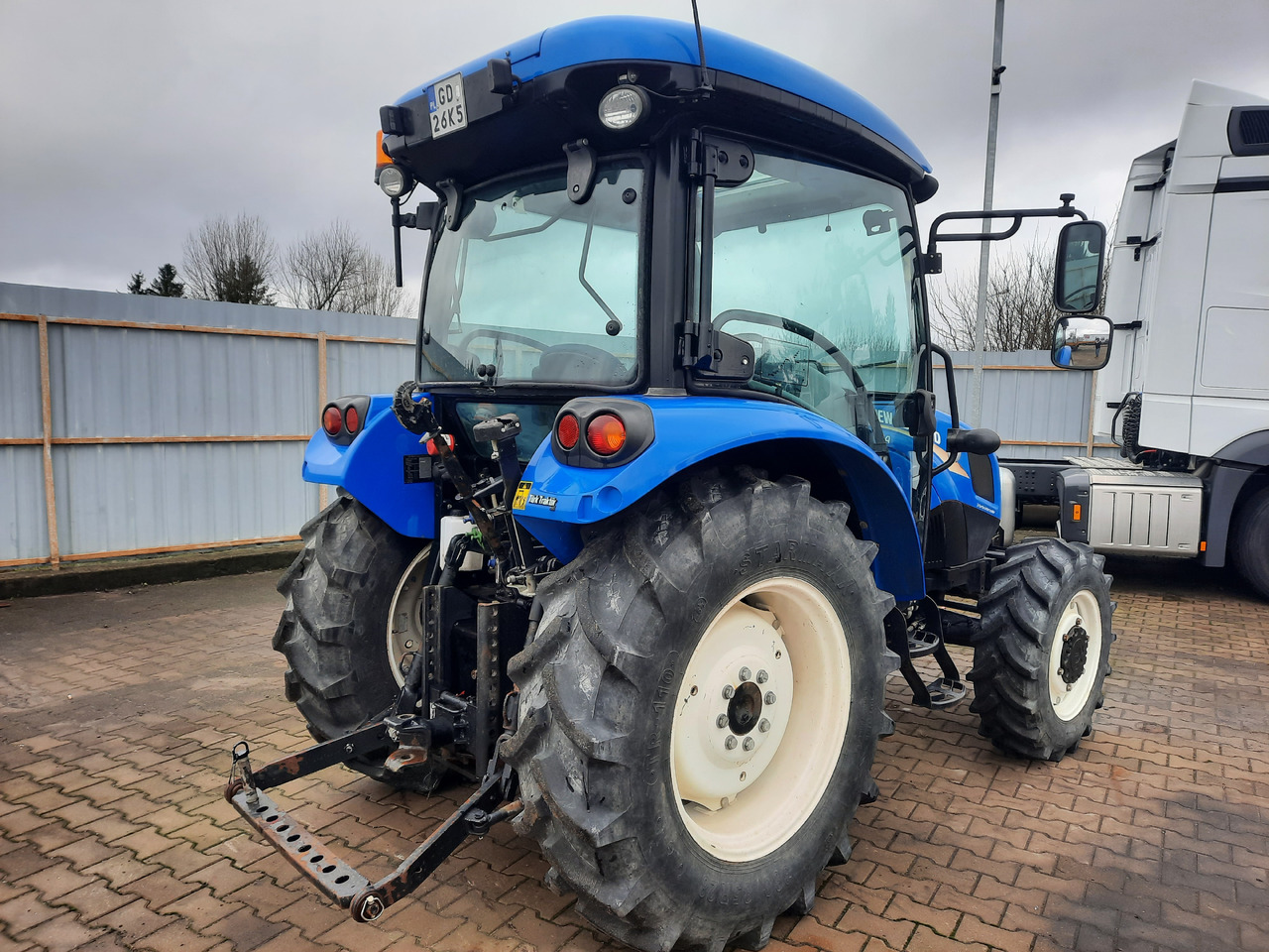 New-holland T4.65 - جرار: صورة 3 New-holland T4.65 - جرار: صورة 3