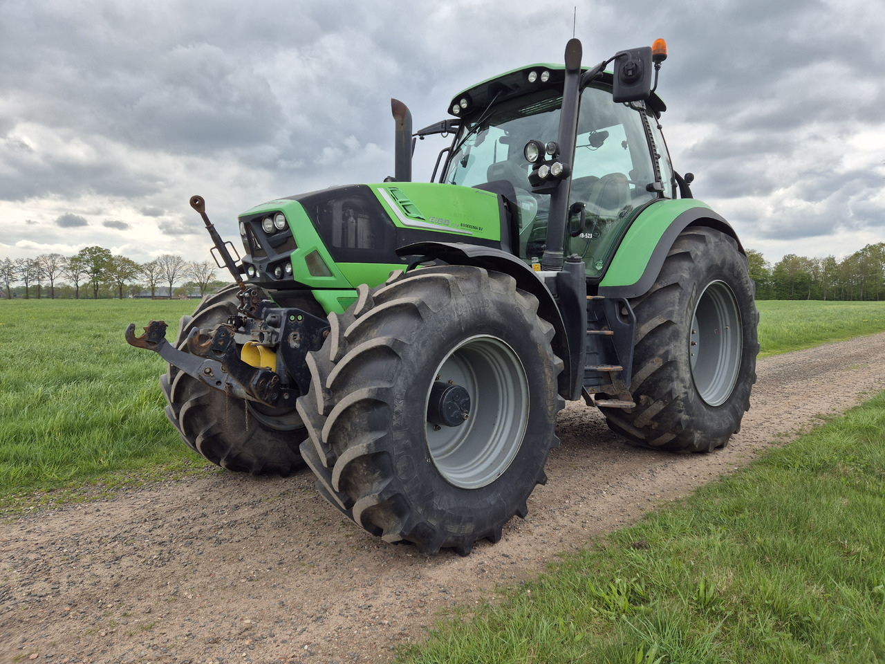 Deutz Fahr 6180 TTV FH+FA - جرار: صورة 2 Deutz Fahr 6180 TTV FH+FA - جرار: صورة 2