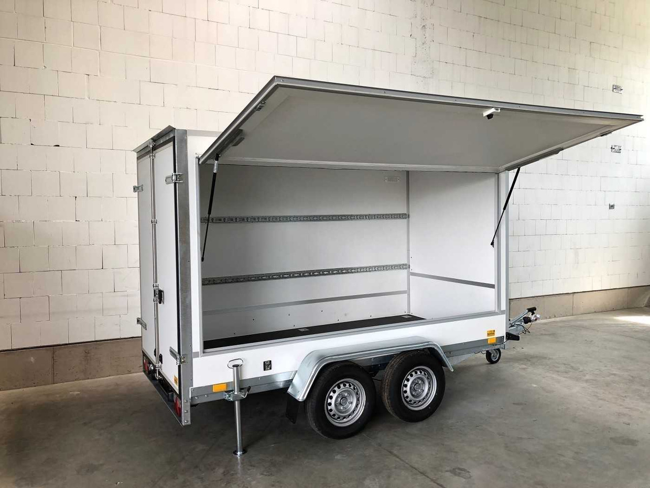 BLYSS F2030HTD VKL Kofferanhänger - مقطورة صندوق مغلق: صورة 2 BLYSS F2030HTD VKL Kofferanhänger - مقطورة صندوق مغلق: صورة 2