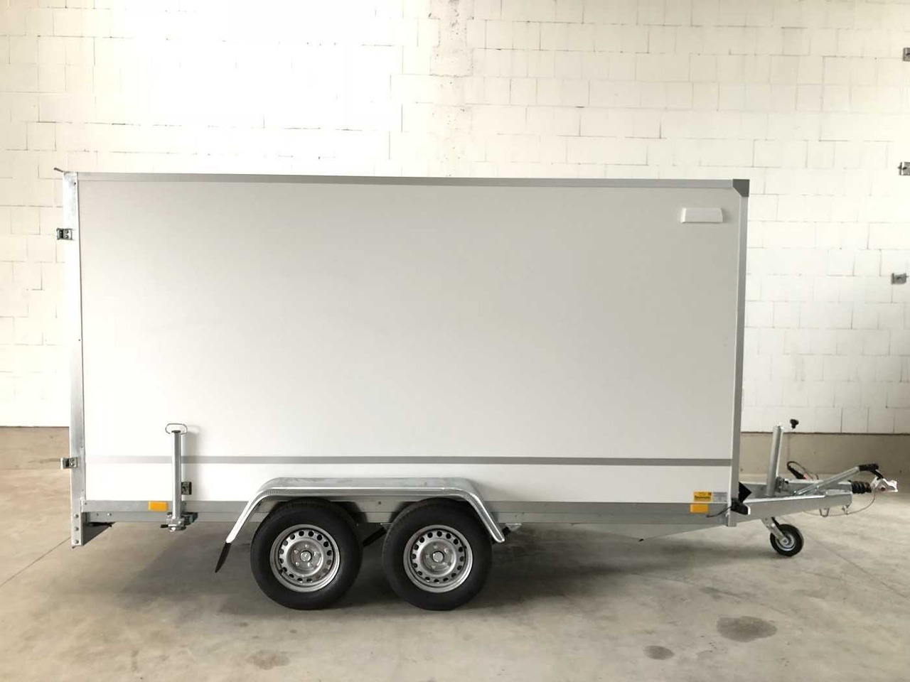 BLYSS F2736HTD Kofferanhänger - مقطورة صندوق مغلق: صورة 1 BLYSS F2736HTD Kofferanhänger - مقطورة صندوق مغلق: صورة 1