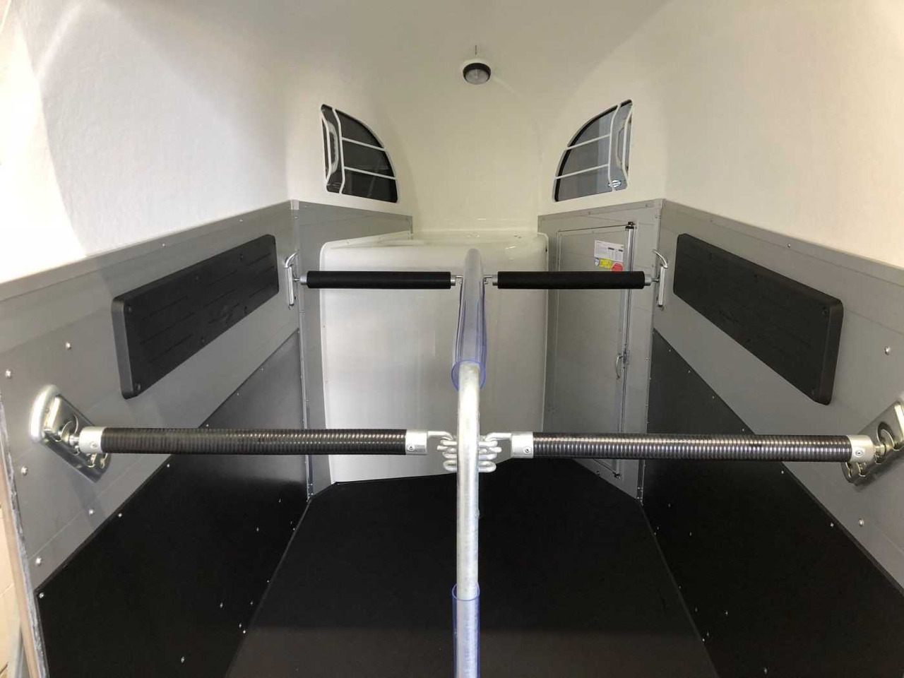 BOECKMANN Champion R Pferdeanhänger - عربة نقل خيل: صورة 3 BOECKMANN Champion R Pferdeanhänger - عربة نقل خيل: صورة 3