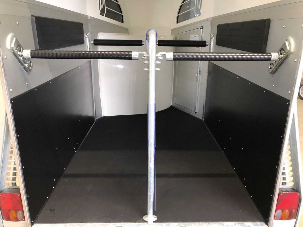 BOECKMANN Champion R Pferdeanhänger - عربة نقل خيل: صورة 2 BOECKMANN Champion R Pferdeanhänger - عربة نقل خيل: صورة 2