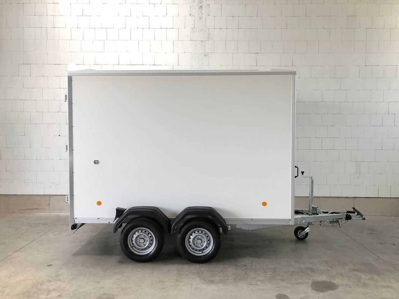 BOECKMANN KT 3015/20 H Kofferanhänger - مقطورة صندوق مغلق: صورة 1 BOECKMANN KT 3015/20 H Kofferanhänger - مقطورة صندوق مغلق: صورة 1