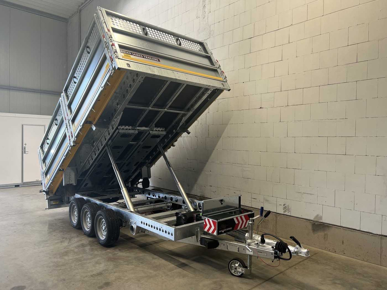 BRIAN_JAMES Cargo Tipper 526-3620-35-3-12 Rückwärtskipper - مقطورة قلاب: صورة 2 BRIAN_JAMES Cargo Tipper 526-3620-35-3-12 Rückwärtskipper - مقطورة قلاب: صورة 2