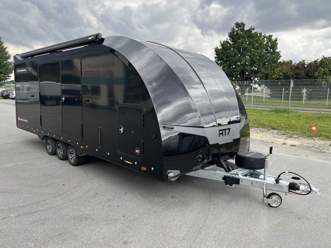 BRIAN_JAMES Race Transporter 7 Autotransporter geschlossen - مقطورة شحن نقل السيارات: صورة 1 BRIAN_JAMES Race Transporter 7 Autotransporter geschlossen - مقطورة شحن نقل السيارات: صورة 1