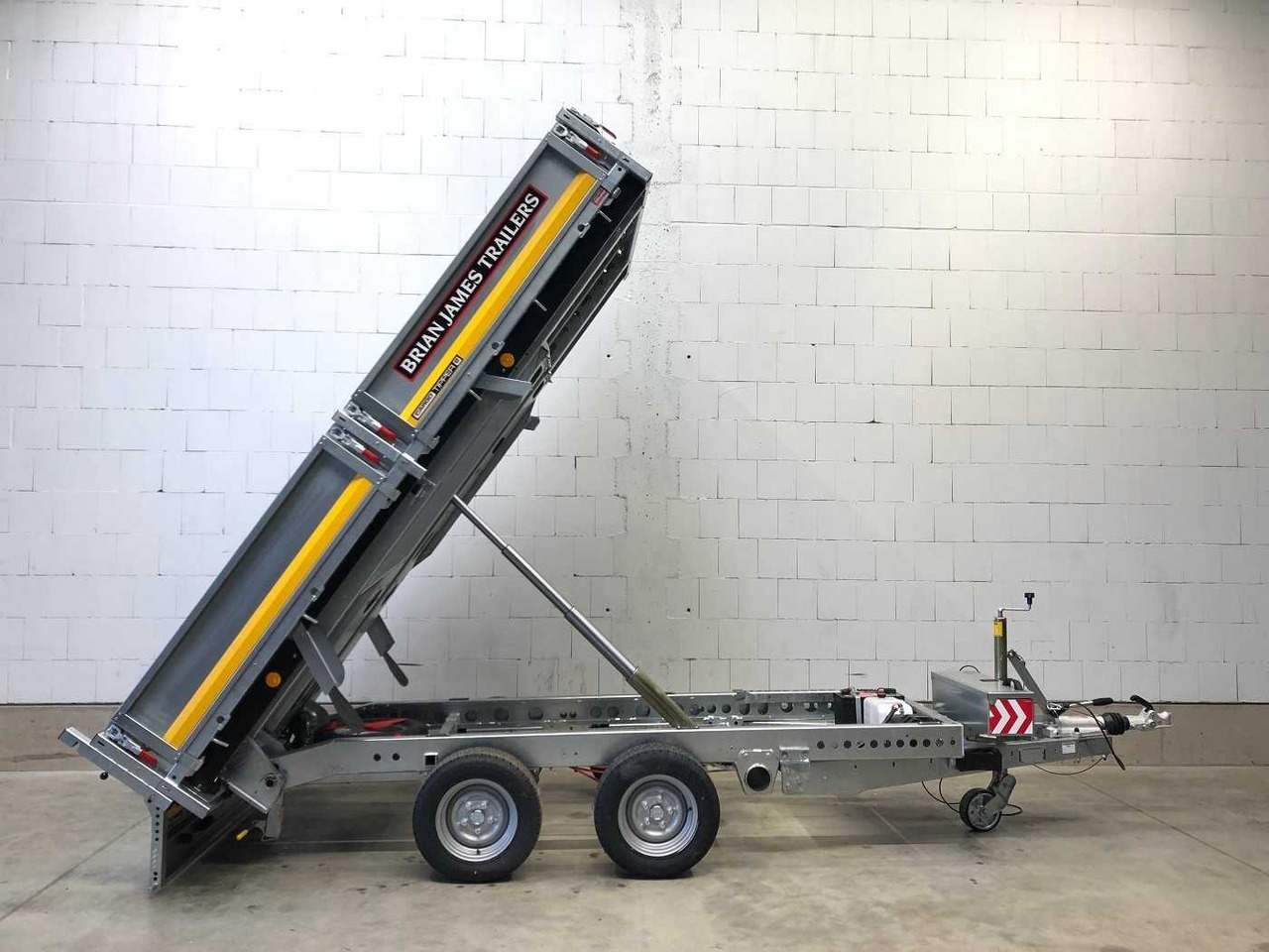 BRIAN_JAMES Tipper 526-3116-35-2-12 Rückwärtskipper - مقطورة قلاب: صورة 1 BRIAN_JAMES Tipper 526-3116-35-2-12 Rückwärtskipper - مقطورة قلاب: صورة 1