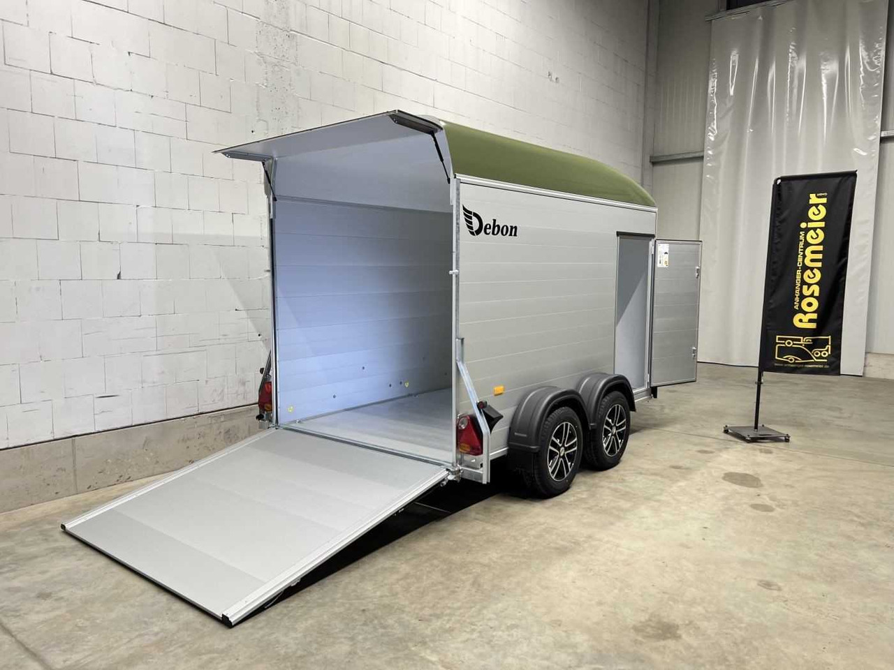 CHEVAL LIBERTE C500 Roadster Alu-Felgen Kofferanhänger - مقطورة دراجة نارية: صورة 2 CHEVAL LIBERTE C500 Roadster Alu-Felgen Kofferanhänger - مقطورة دراجة نارية: صورة 2