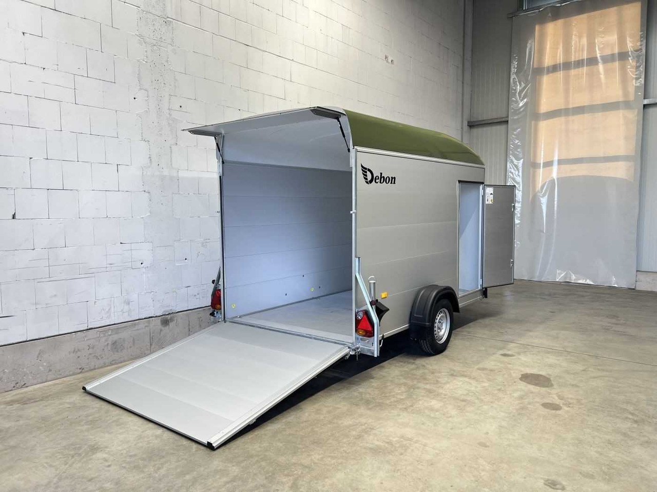 CHEVAL LIBERTE DEBON C400 Roadster Kofferanhänger - مقطورة دراجة نارية: صورة 2 CHEVAL LIBERTE DEBON C400 Roadster Kofferanhänger - مقطورة دراجة نارية: صورة 2