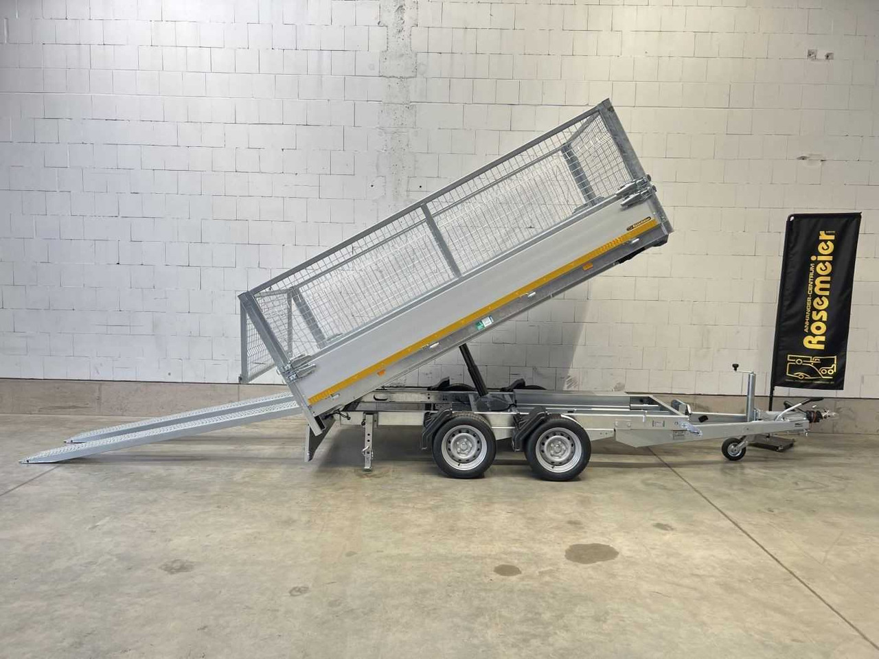 EDUARD 3116-4-1O3-2563-P Rückwärtskipper - مقطورة قلاب: صورة 1 EDUARD 3116-4-1O3-2563-P Rückwärtskipper - مقطورة قلاب: صورة 1