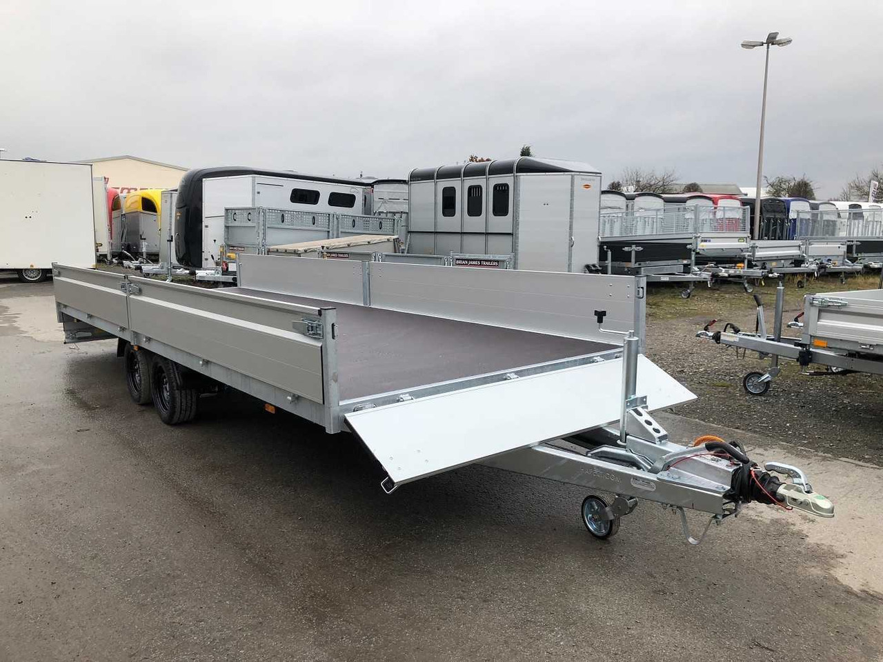 HAPERT Azure H-2 Hochlader - مقطورات مسطحة: صورة 1 HAPERT Azure H-2 Hochlader - مقطورات مسطحة: صورة 1
