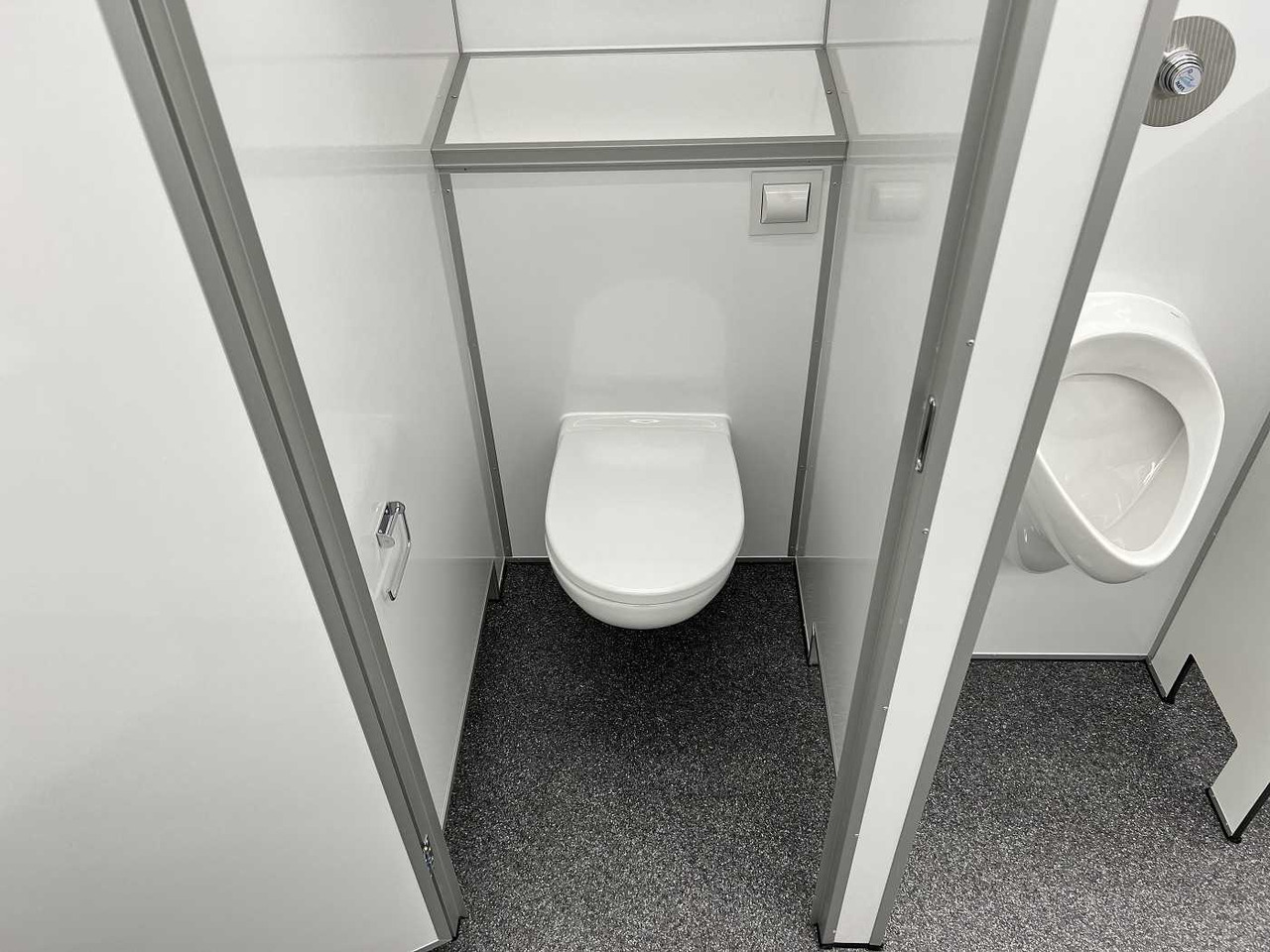 جديدة عربة مقطورة ROSEMEIER EW TA-NO 4 Damen, 2 Herren + 4 Urinale Toilettenanhänger: صورة 10