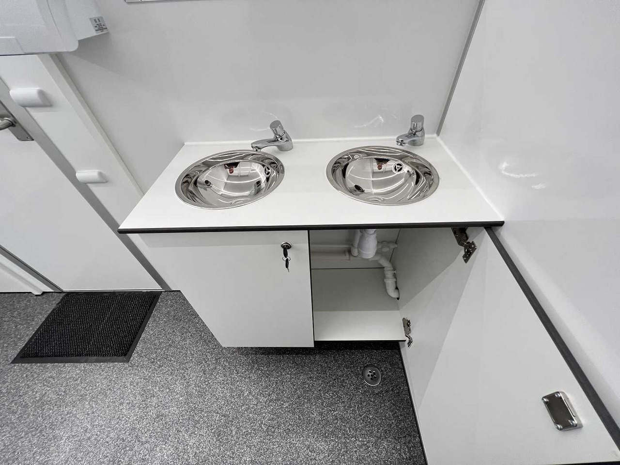 جديدة عربة مقطورة ROSEMEIER EW TA-NO 4 Damen, 2 Herren + 4 Urinale Toilettenanhänger: صورة 13