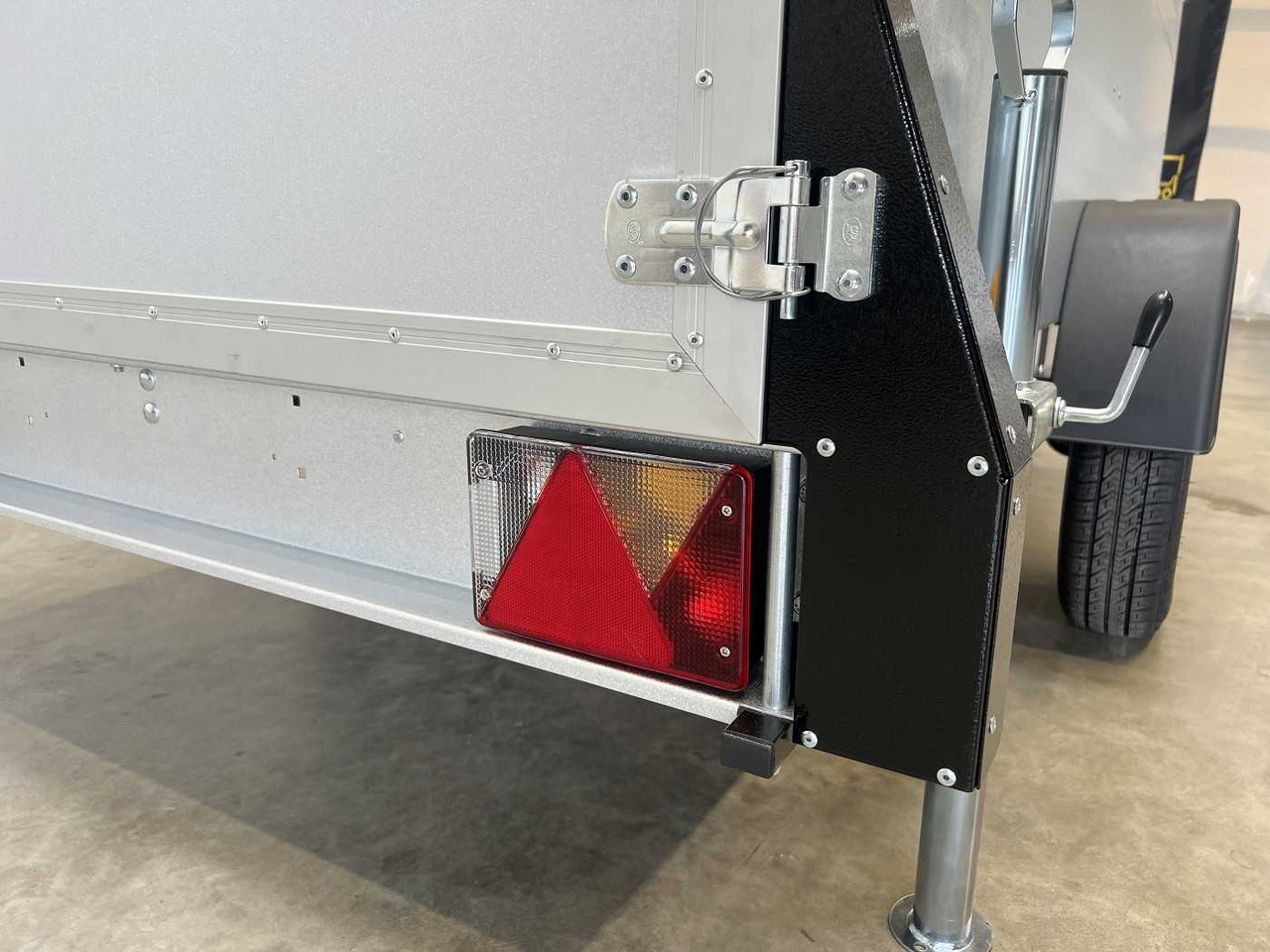 جديدة مقطورة سيارة TPV KT-EU3 Deckelanhänger: صورة 8 جديدة مقطورة سيارة TPV KT-EU3 Deckelanhänger: صورة 8