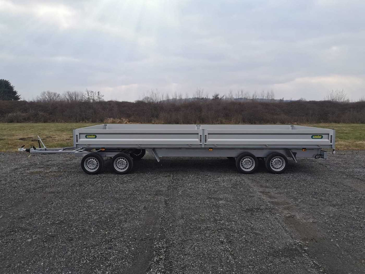 UNSINN UD-4 6024-35-13 Drehschemelanhänger - مقطورات مسطحة: صورة 2 UNSINN UD-4 6024-35-13 Drehschemelanhänger - مقطورات مسطحة: صورة 2