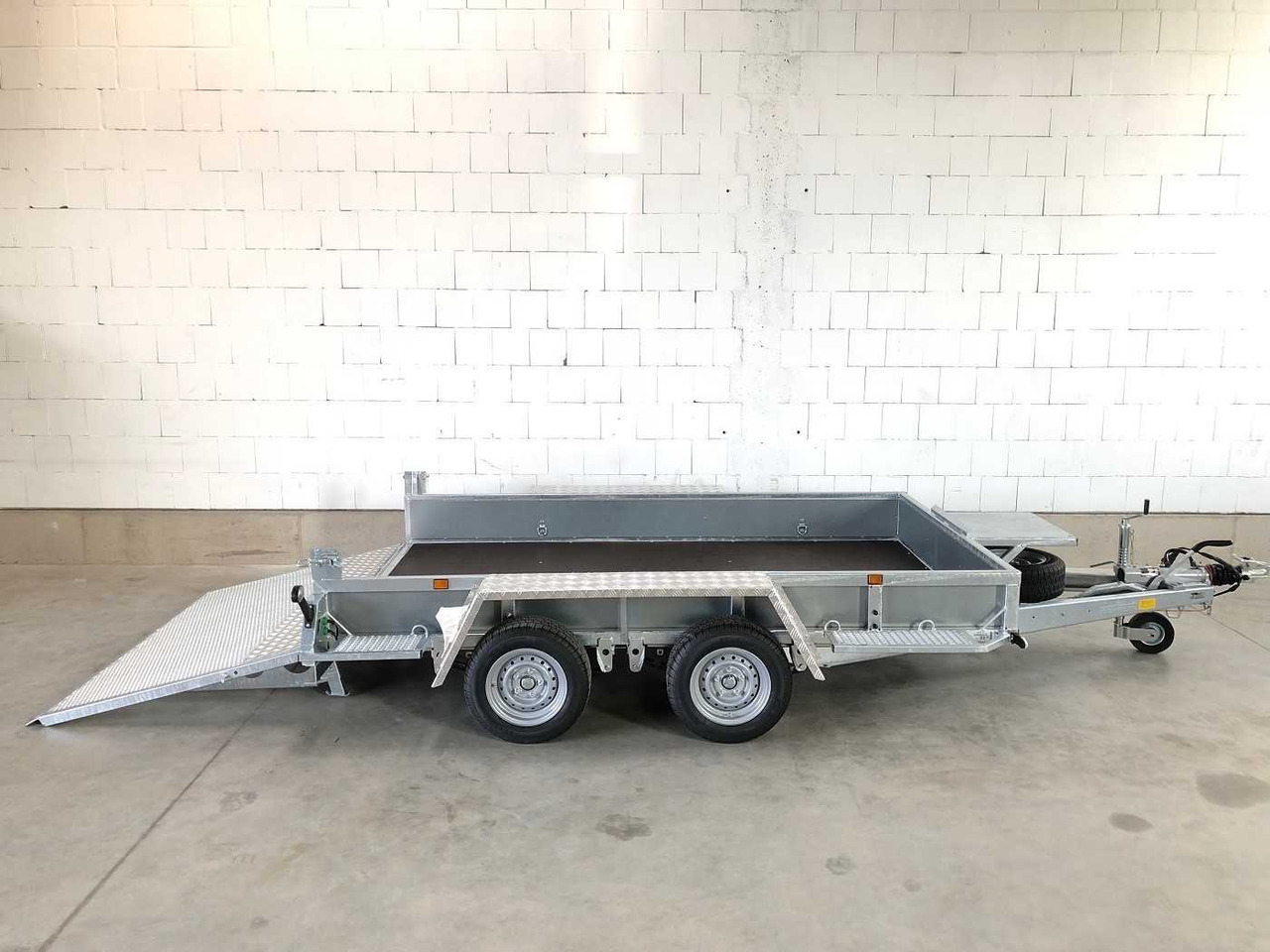 VARIANT 3518 M3 Maschinentransporter - مقطورة لنقل المعدات: صورة 1 VARIANT 3518 M3 Maschinentransporter - مقطورة لنقل المعدات: صورة 1
