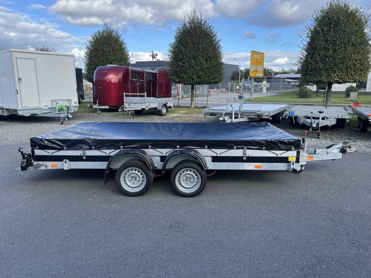 VEZEKO Husky Car FB 27.39 Autotransporter - مقطورة هوك ليفت/ لود لوجر: صورة 2 VEZEKO Husky Car FB 27.39 Autotransporter - مقطورة هوك ليفت/ لود لوجر: صورة 2