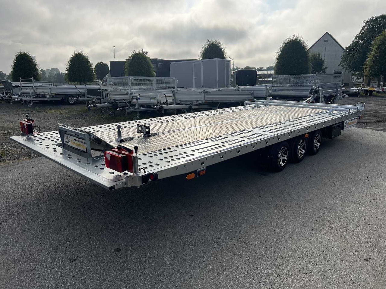 VEZEKO Jumbola 35.60 Tridem Autotransporter - مقطورة شحن نقل السيارات: صورة 3 VEZEKO Jumbola 35.60 Tridem Autotransporter - مقطورة شحن نقل السيارات: صورة 3